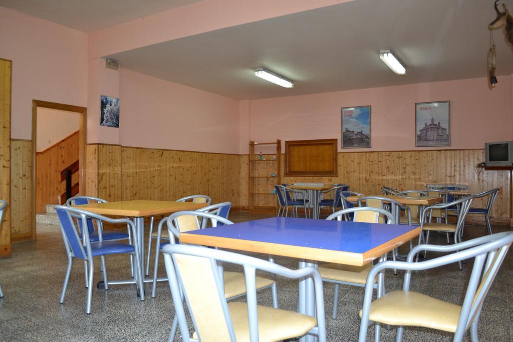 Albergue Velarta บียาโนวา ภายนอก รูปภาพ